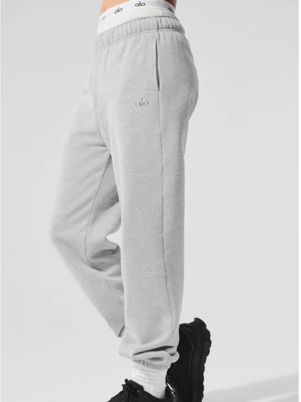 ALO Yoga Heather Gray Jogger Sweatpants